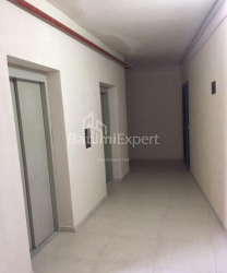 公寓 2-комн 40 m² - 亚历山德拉·格里博多娃, Batumi