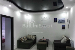 公寓 3-комн 80 m² - 伊利亚·查瓦查瓦泽, Batumi