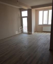 公寓 3-комн 90 m² - 尼科·皮罗斯马尼, Batumi
