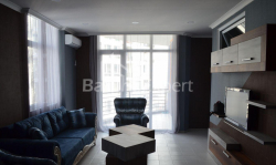 公寓 4-комн 75 m² - 尼科·皮罗斯马尼, Batumi