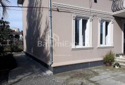 公寓 3-комн 52 m² - 尤里耶夫斯卡娅, Batumi