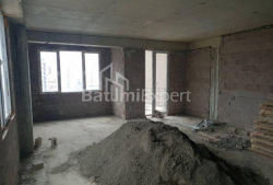 公寓 2-комн 71 m² - 拉多·古迪亚什维利, Batumi