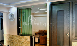 公寓 3-комн 65 m² - 治安官 Khimshiashvili, Batumi