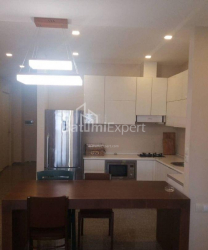 公寓 3-комн 92 m² - 祖拉巴戈尔吉拉泽, Batumi