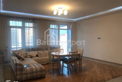 公寓 3-комн 160 m² - 尤里耶夫斯卡娅, Batumi