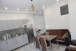 公寓 3-комн 52 m² - 沙尔瓦·伊纳萨里泽, Batumi