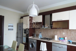 公寓 4-комн 180 m² - 伊利亚·查瓦查瓦泽, Batumi