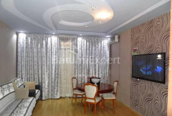 公寓 4-комн 84 m² - 得墨忒耳塔夫达德布利, Batumi
