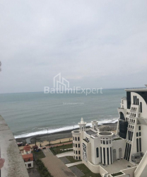 公寓 34 平方米的公寓 - 优素福·科巴拉泽, Batumi, 佐治亚州。