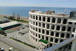 公寓 45 平方米的公寓 - 治安官 Khimshiashvili, Batumi, 佐治亚州。