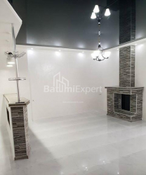 公寓 3-комн 73 m² - 优素福·科巴拉泽, Batumi