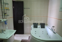 公寓 2-комн 55 m² - 阿斯兰·阿巴希泽将军, Batumi