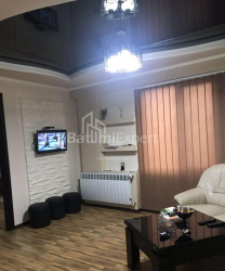 公寓 3-комн 73 m² - 帕纳瓦兹国王, Batumi