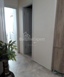 公寓 3-комн 96 m² - 治安官 Khimshiashvili, Batumi