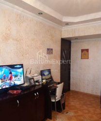 公寓 3-комн 70 m² - 大卫·阿格马谢内布利, Batumi