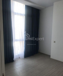 公寓 3-комн 58 m² - 尼科·皮罗斯马尼, Batumi
