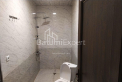 公寓 2-комн 66 m² - 沙尔瓦·伊纳萨里泽, Batumi