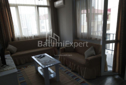 公寓 2-комн 66 m² - 沙尔瓦·伊纳萨里泽, Batumi
