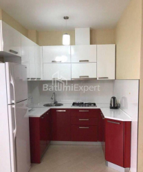 公寓 3-комн 78 m² - 鲁斯塔韦利, Batumi