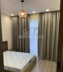 公寓 2-комн 56 m² - 大卫·阿格马谢内布利, Batumi