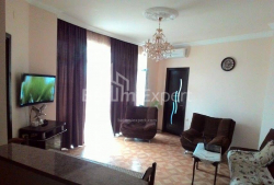 公寓 3-комн 73 m² - 米哈伊尔·莱蒙托夫, Batumi