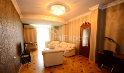 公寓 4-комн 95 m² - 尼科·皮罗斯马尼, Batumi