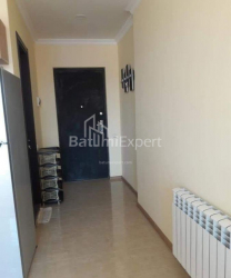公寓 3-комн 64 m² - 米哈伊尔·莱蒙托夫, Batumi
