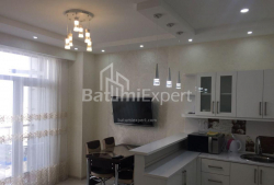 公寓 3-комн 67 m² - 祖拉巴戈尔吉拉泽, Batumi