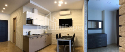 公寓 2-комн 42 m² - 尼科·皮罗斯马尼, Batumi