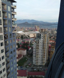 公寓 3-комн 74 m² - 尼科·皮罗斯马尼, Batumi