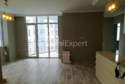 公寓 3-комн 72 m² - 尼科·皮罗斯马尼, Batumi