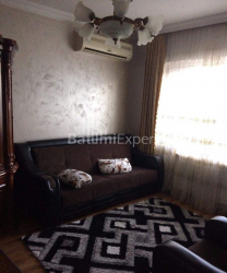 公寓 3-комн 65 m² - 大卫·阿格马谢内布利, Batumi