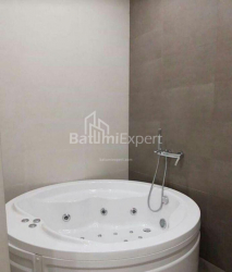 公寓 2-комн 89 m² - 尤里耶夫斯卡娅, Batumi