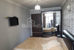 公寓 3-комн 74 m² - 尤里耶夫斯卡娅, Batumi