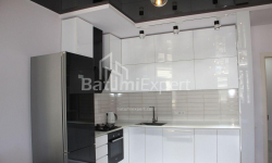 公寓 3-комн 80 m² - 祖拉巴戈尔吉拉泽, Batumi
