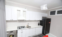 公寓 5-комн 81 m² - 治安官 Khimshiashvili, Batumi