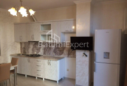 公寓 2-комн 48 m² - 祖拉巴戈尔吉拉泽, Batumi