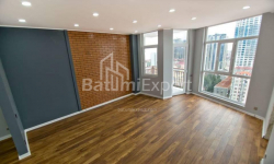 公寓 4-комн 112 m² - 尼科·皮罗斯马尼, Batumi