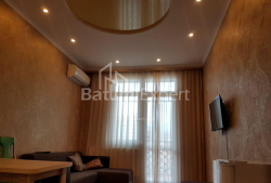 公寓 2-комн 35 m² - 祖拉巴戈尔吉拉泽, Batumi