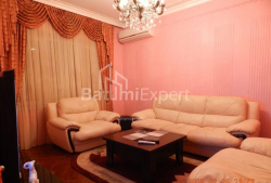 公寓 3-комн 70 m² - 尤里耶夫斯卡娅, Batumi