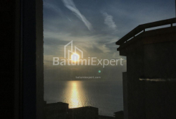 公寓 45 平方米的公寓 - 优素福·科巴拉泽, Batumi, 佐治亚州。