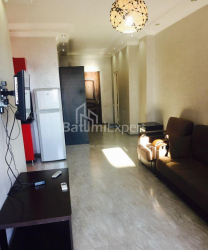公寓 2-комн 52 m² - 米哈伊尔·莱蒙托夫, Batumi