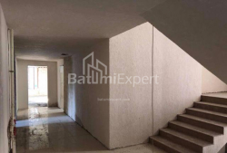 公寓 4-комн 119 m² - 尤里耶夫斯卡娅, Batumi