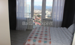 公寓 3-комн 65 m² - 尤里耶夫斯卡娅, Batumi
