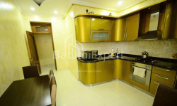 公寓 4-комн 95 m² - 尼科·皮罗斯马尼, Batumi
