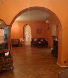 公寓 4-комн 151 m² - 鲁斯塔韦利, Batumi