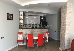 公寓 4-комн 126 m² - 优素福·科巴拉泽, Batumi