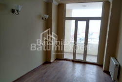 公寓 4-комн 75 m² - 佩特拉梅利什维利, Batumi