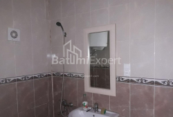 公寓 2-комн 36 m² - 治安官 Khimshiashvili, Batumi