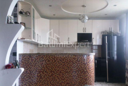 公寓 3-комн 84 m² - 尤里耶夫斯卡娅, Batumi